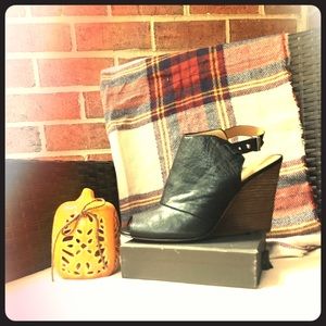 Coach Slingback, Open Toe Wedges/Booties